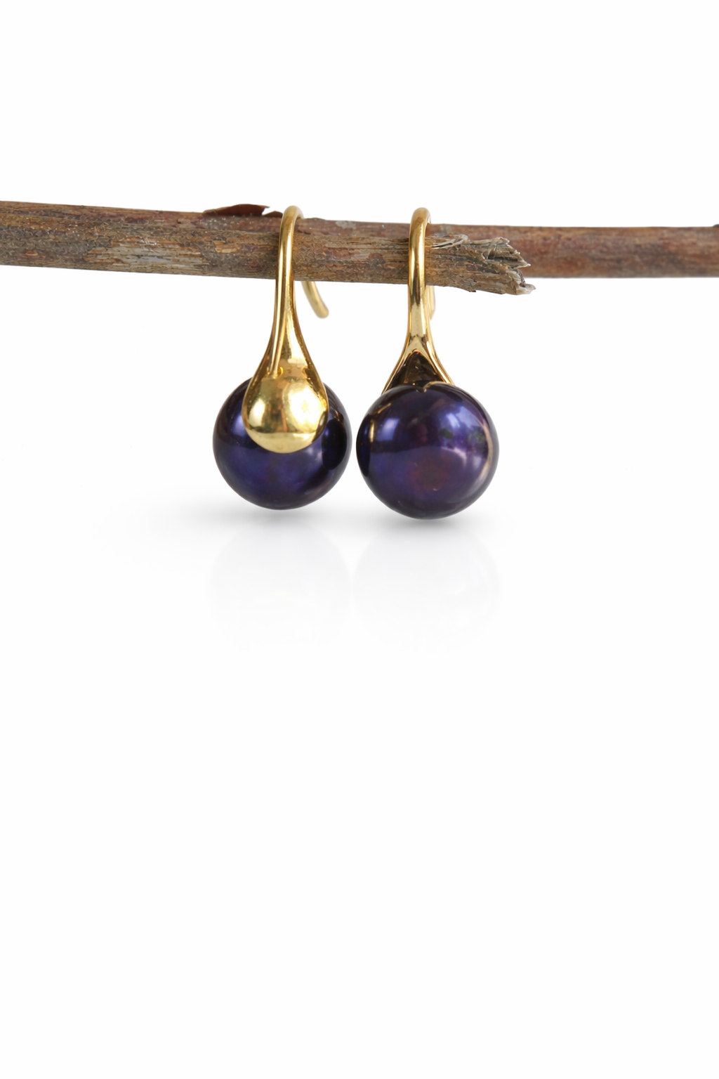 pearl dangle earring