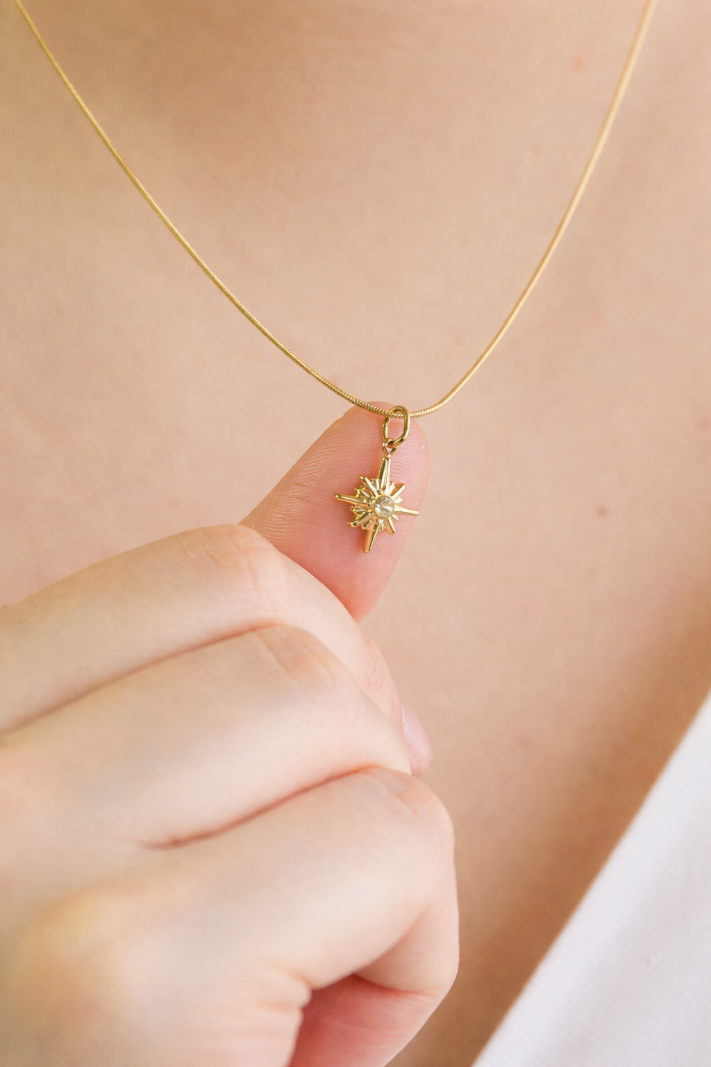 star gemstone necklace (Copy)