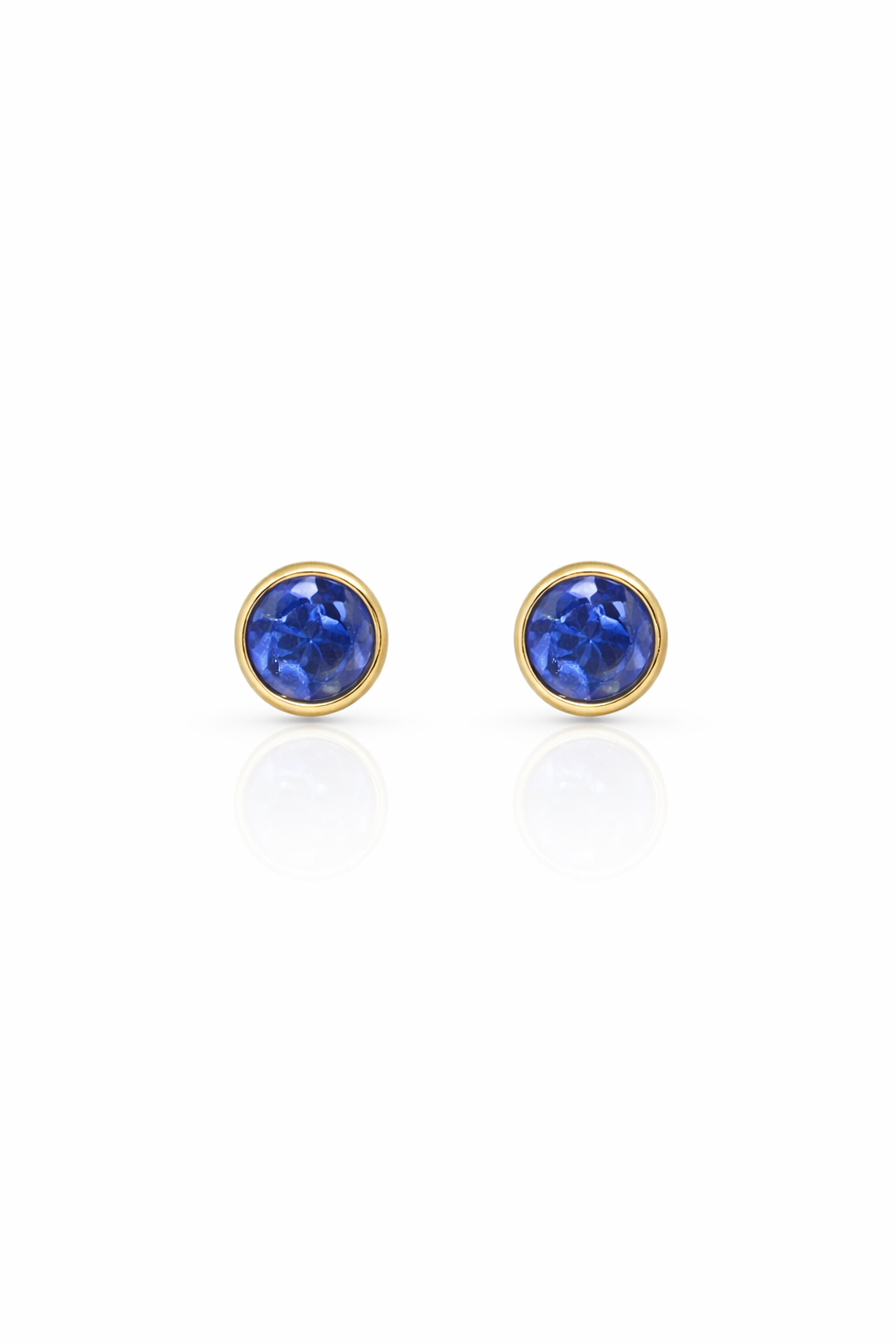 round stud earring