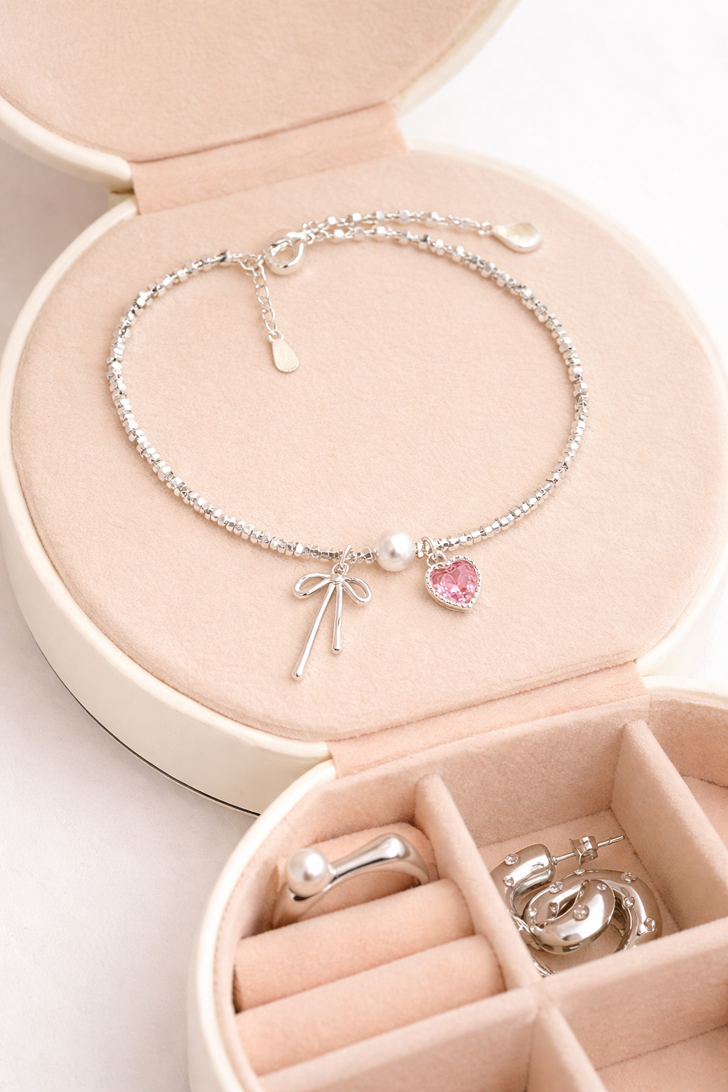 bow tie bracelet