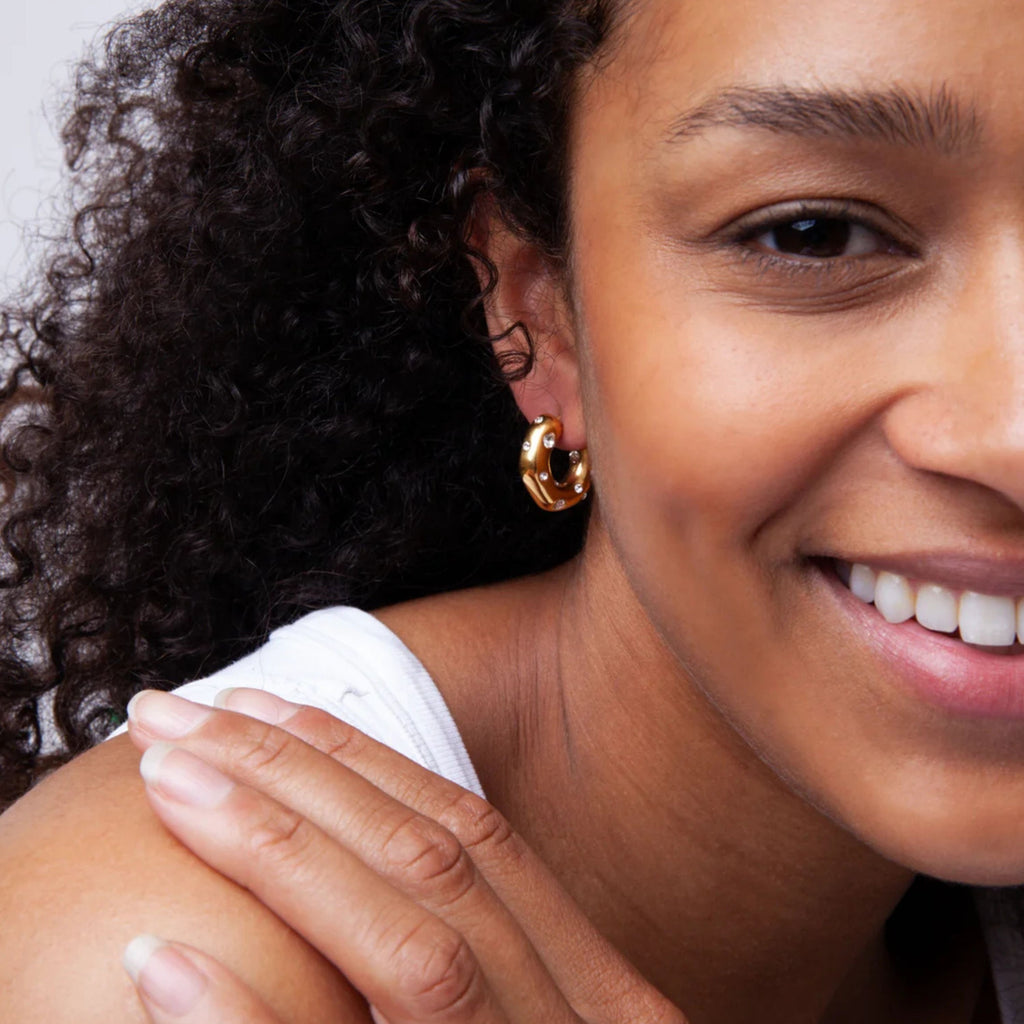 18K Gold C- Shape Bubble Earrings
