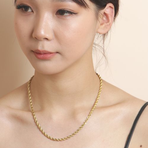 The Perfect Twist - Gold Rope Necklace